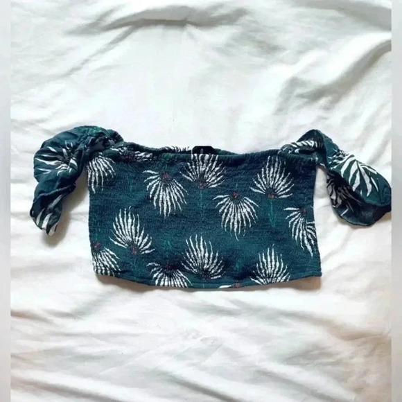 Lulus Blue Floral Cropped Bandeau Top - Picture 1 of 5